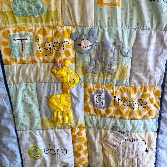 Quilted Baby Blanket Safari Themed Crib Playmat Soft Cozy Nursery - Picture 2 of 5